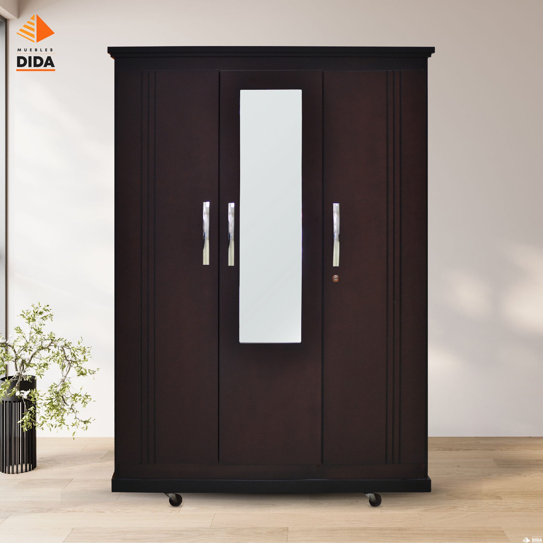 Closet No.3 Copan